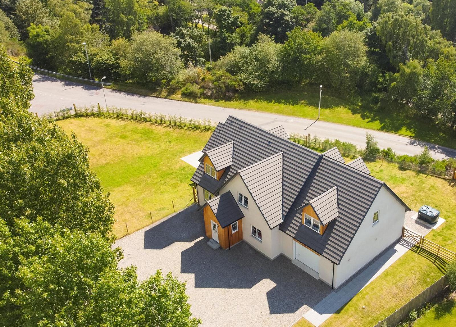 Braeside - Family Home In Nethy Bridge Eksteriør billede